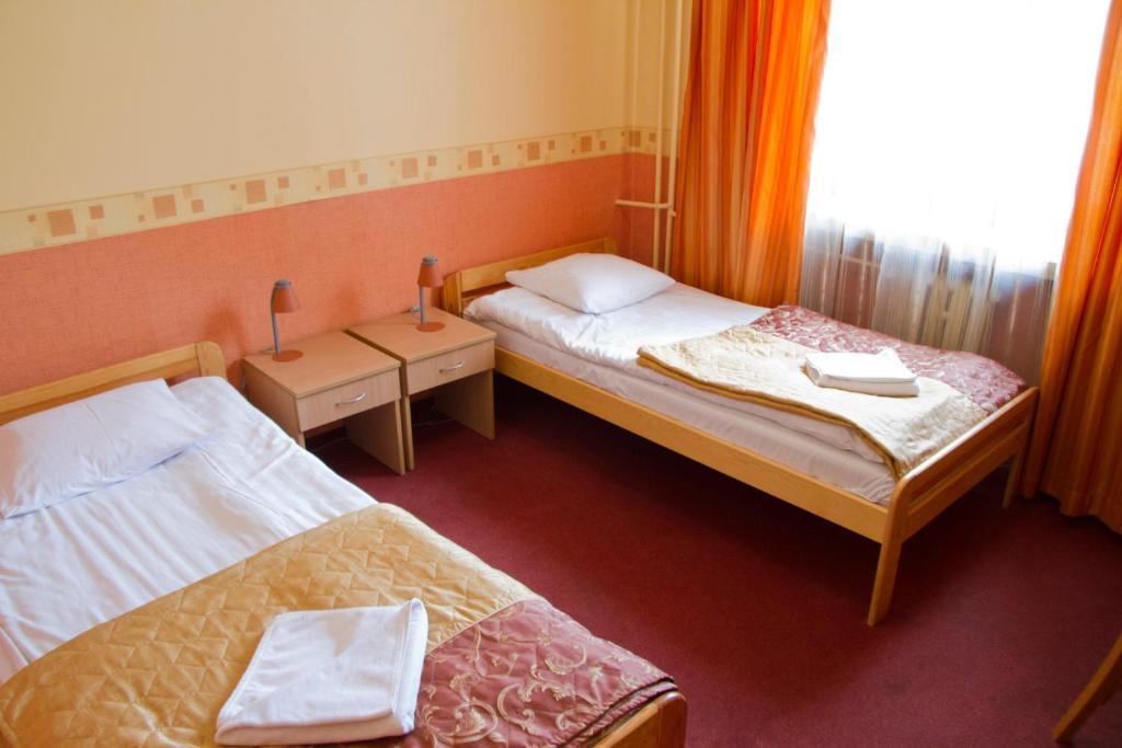 Hotel Iskra Rzeszów Habitación foto